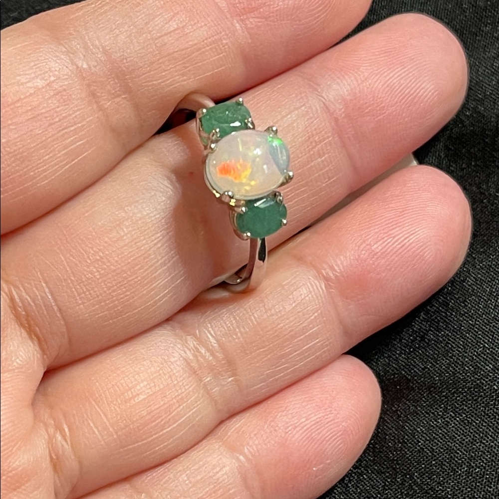 NWT Natural Opal & Natural Emerald Ring 925 Sterling Silver Size 10 - Picture 4 of 14